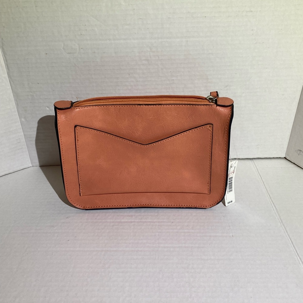 New Directions Coral Clutch￼/Purse with pockets